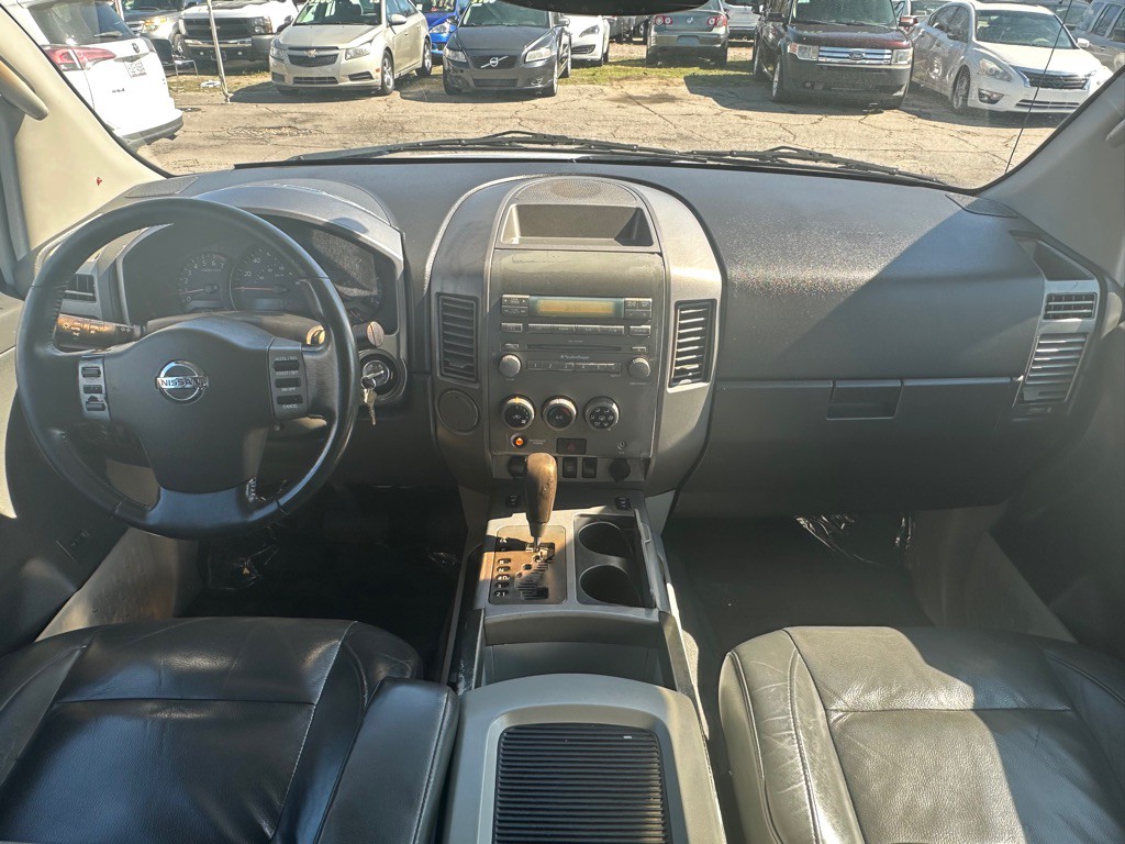 2004 Nissan Titan Image 15