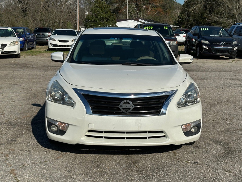 2014 Nissan Altima Image 5