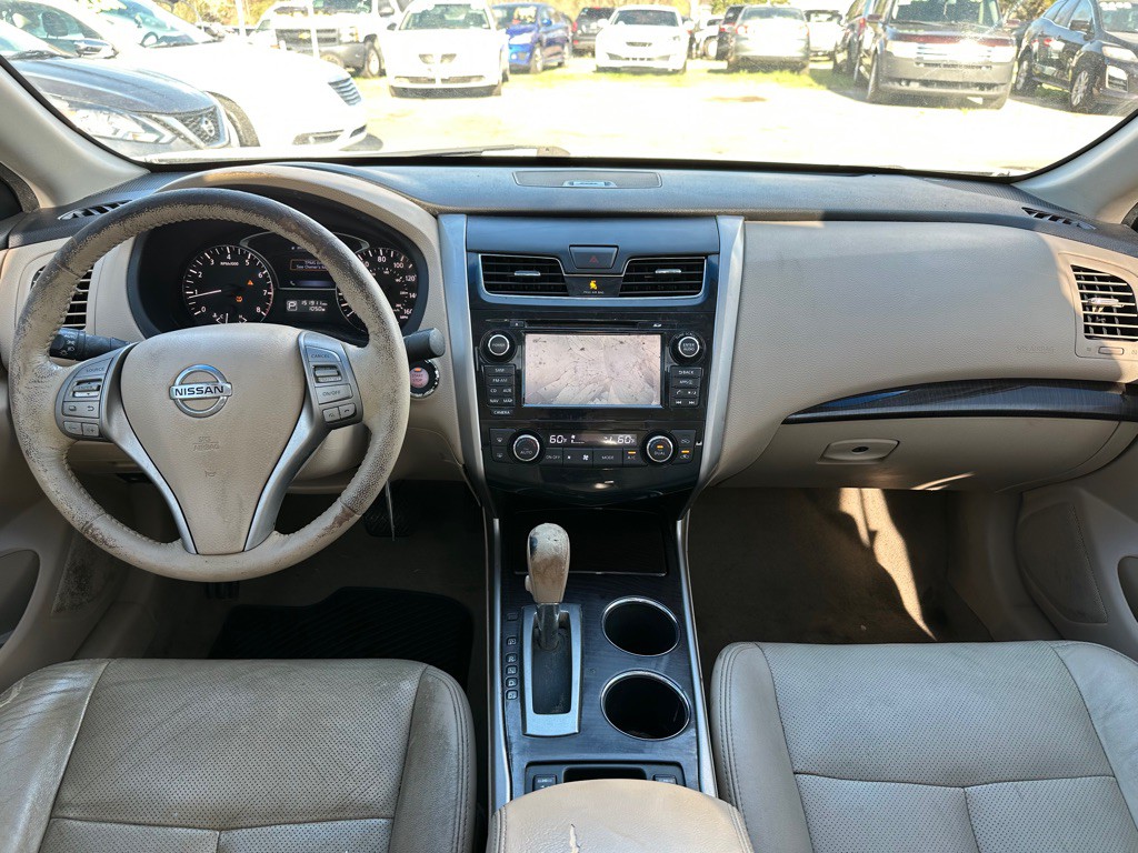 2014 Nissan Altima Image 14