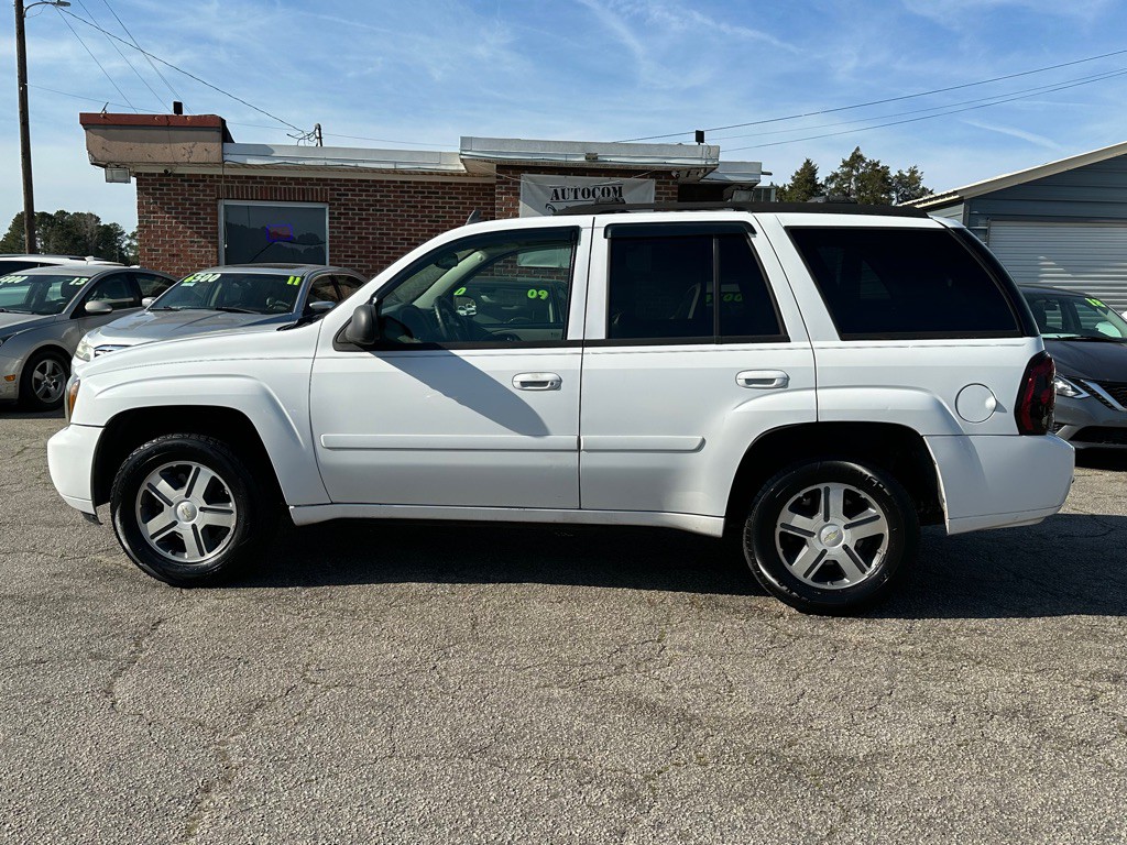 2006 Chevrolet Trailblazer Image 2