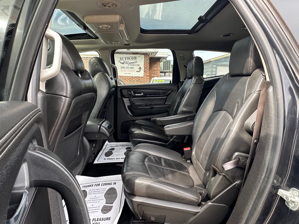2015 Chevrolet Traverse Image 11