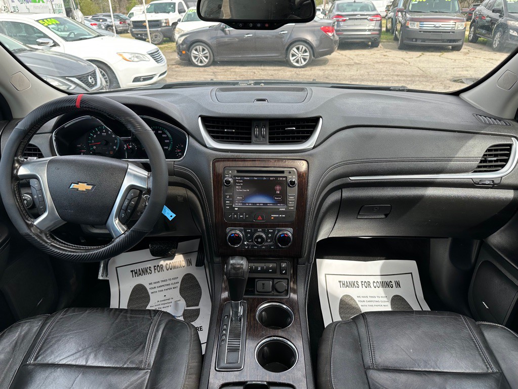 2015 Chevrolet Traverse Image 17