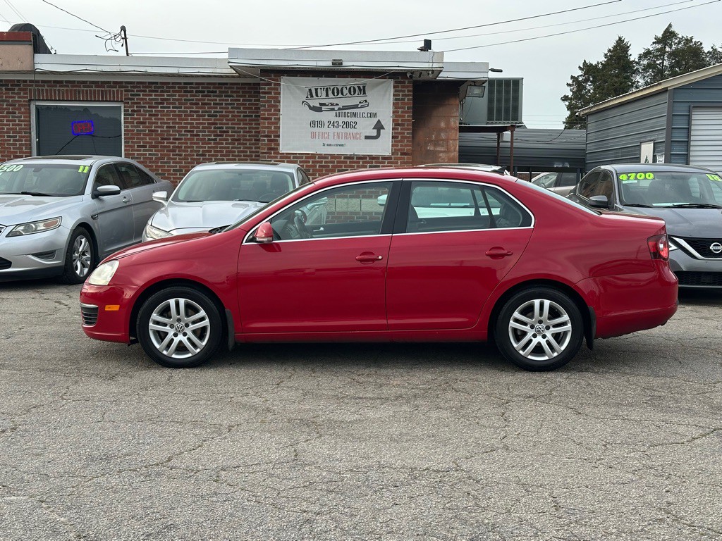 2009 Volkswagen Jetta Image 2