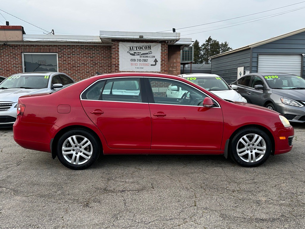 2009 Volkswagen Jetta Image 3