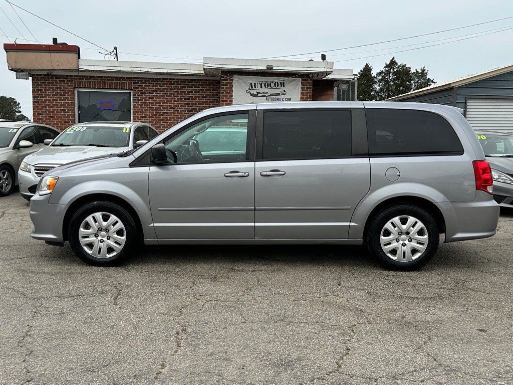 2015 Dodge Grand Caravan Image 2