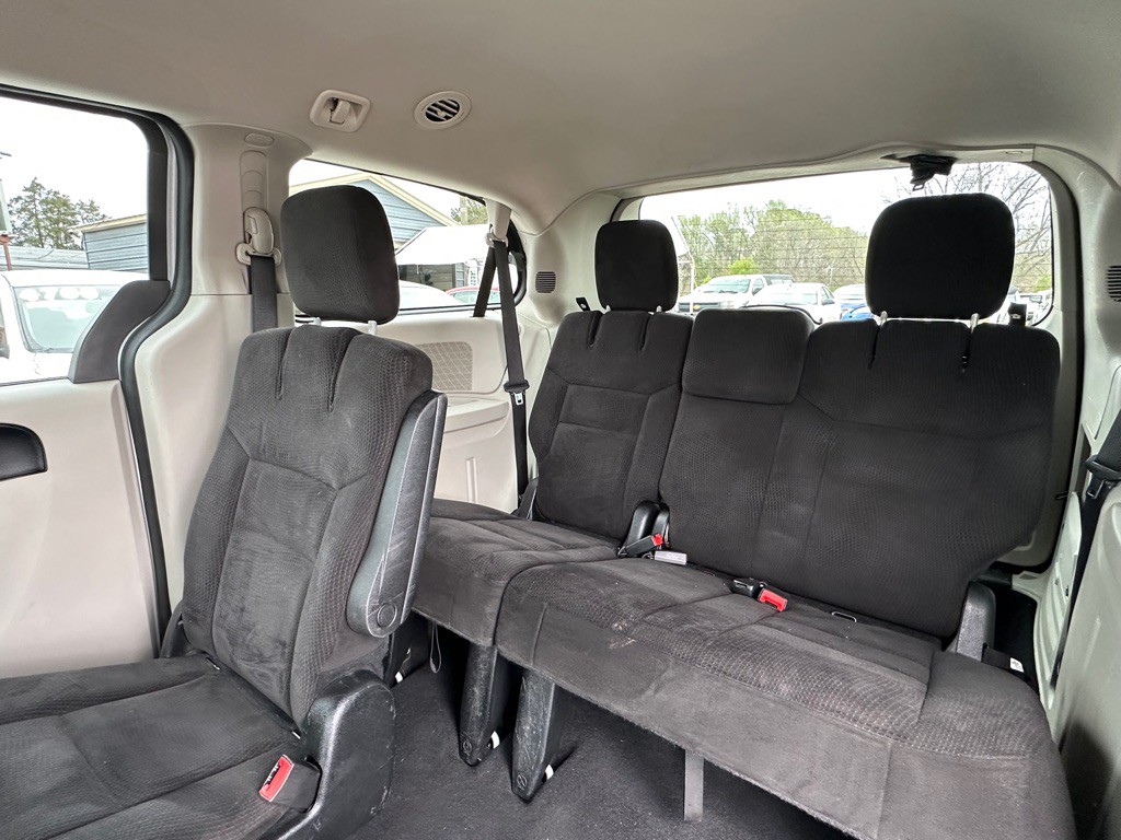 2015 Dodge Grand Caravan Image 12