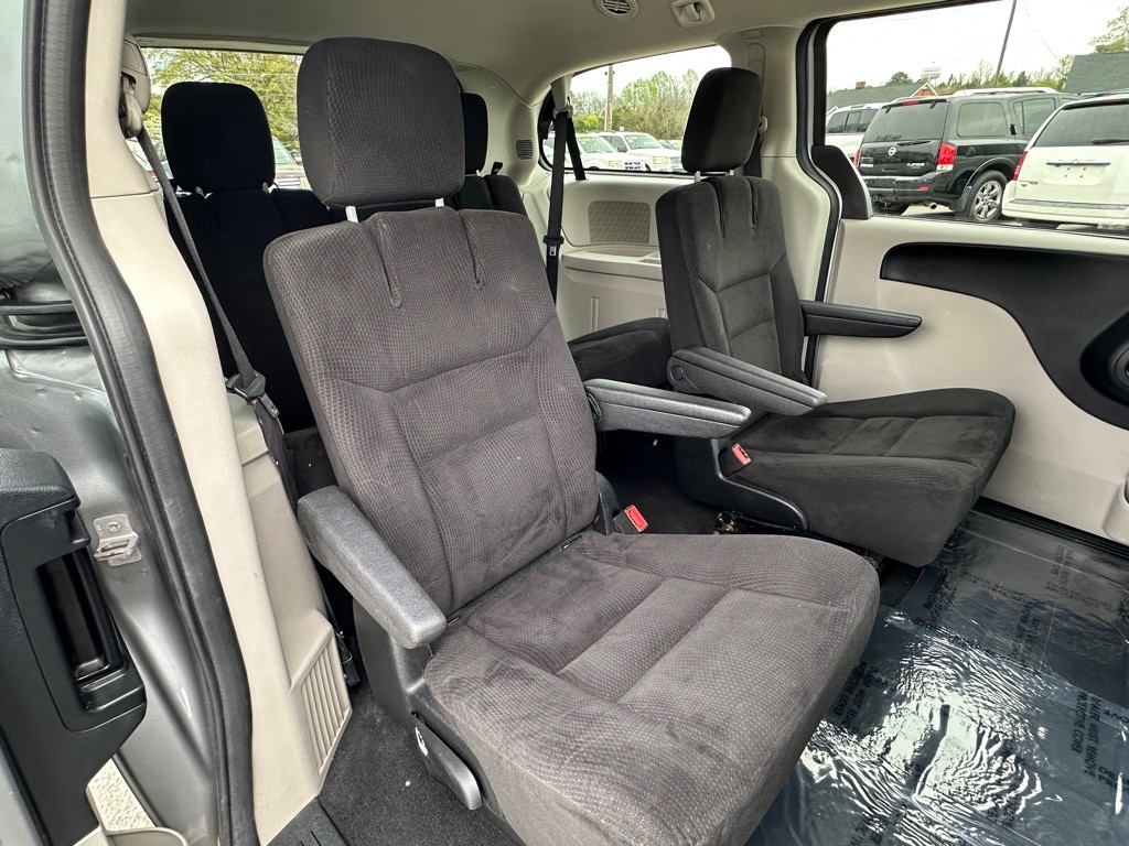 2015 Dodge Grand Caravan Image 14