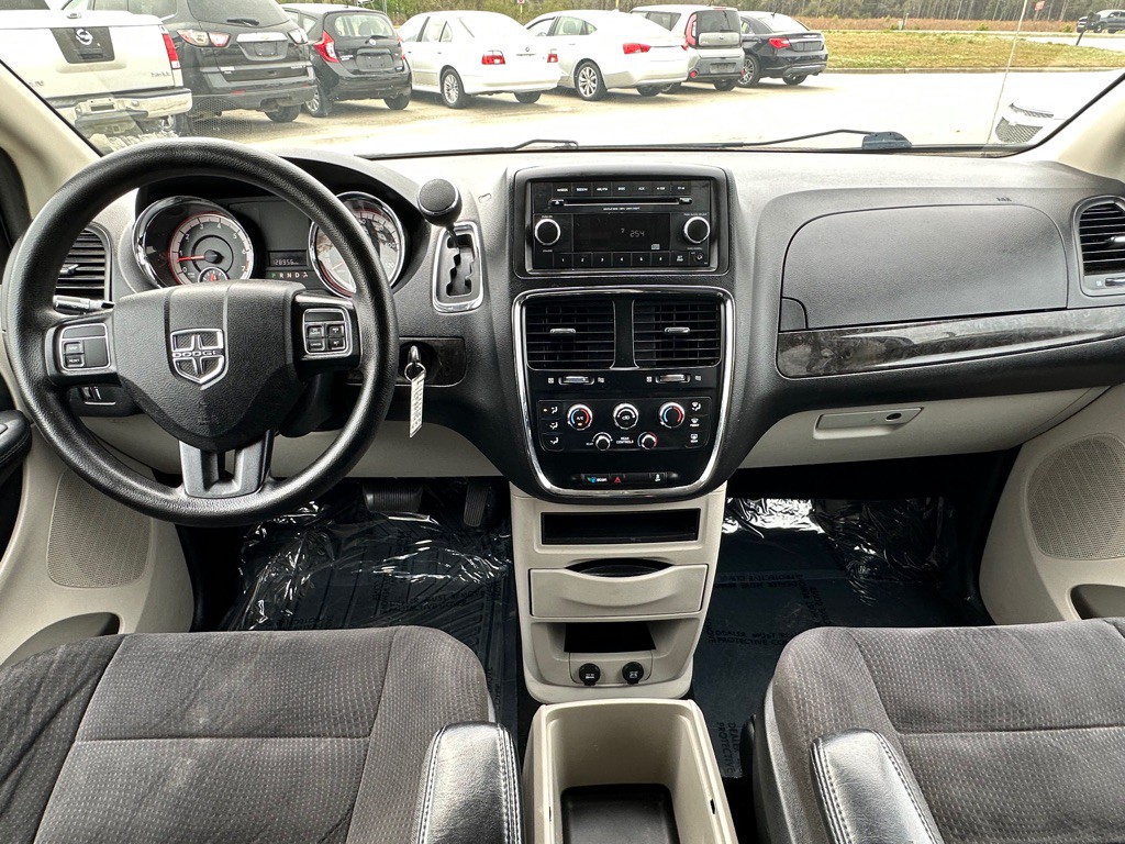 2015 Dodge Grand Caravan Image 17