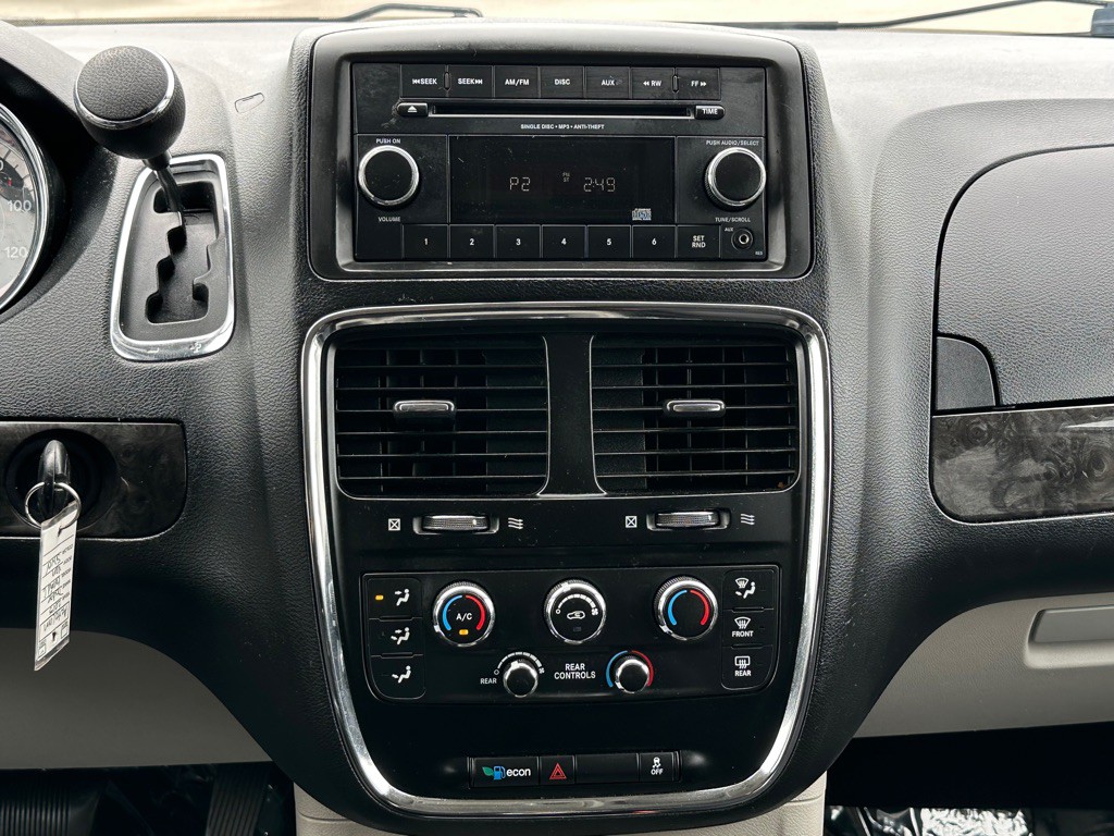 2015 Dodge Grand Caravan Image 19