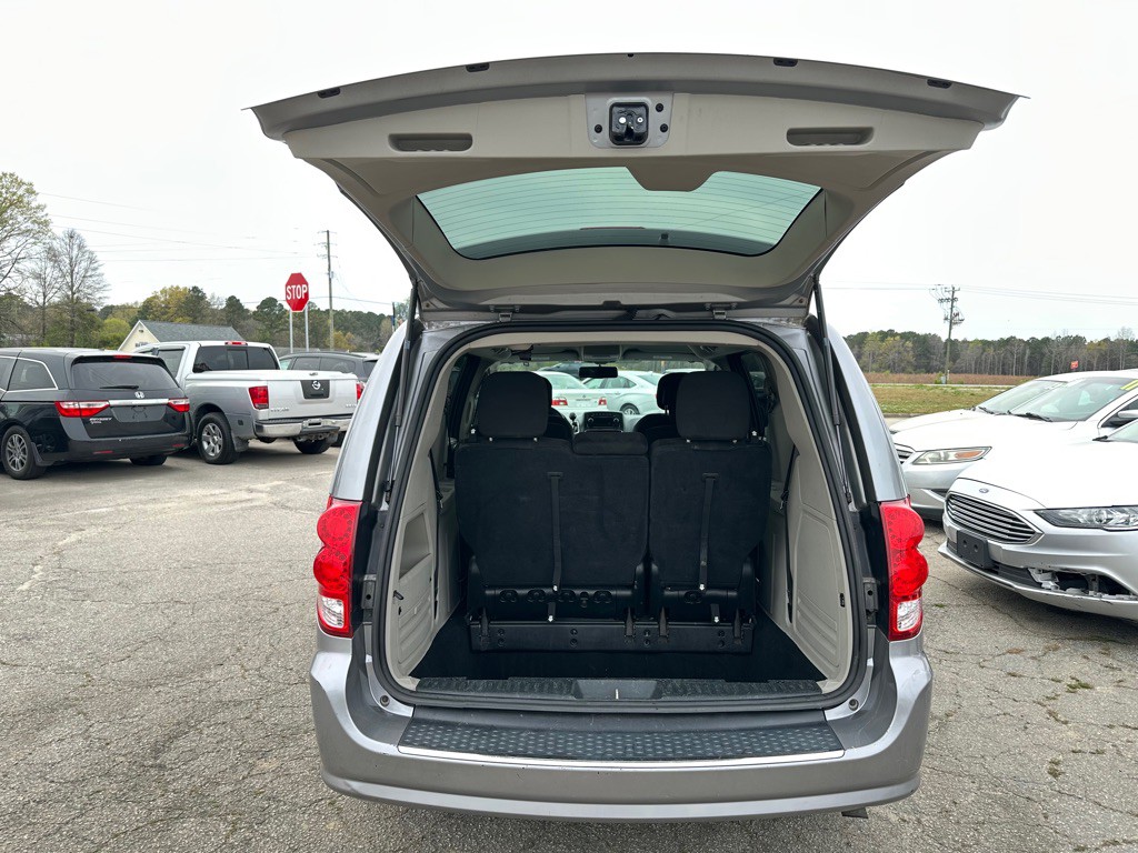 2015 Dodge Grand Caravan Image 22