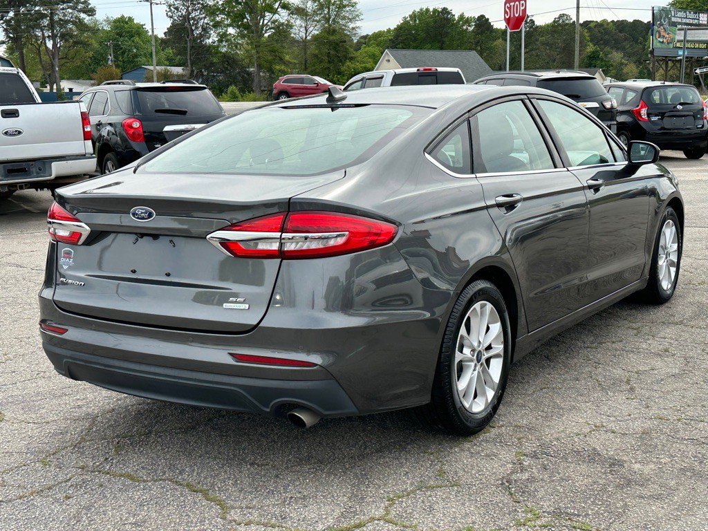 2019 Ford Fusion Image 9