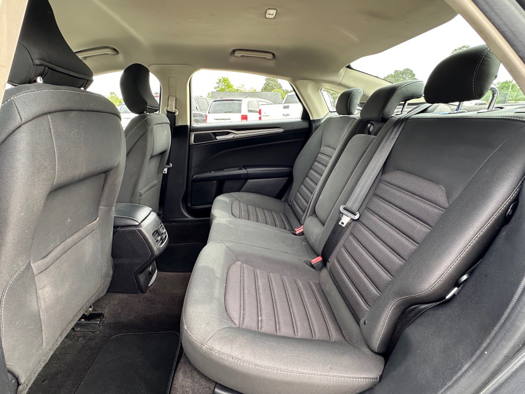 2019 Ford Fusion Image 11