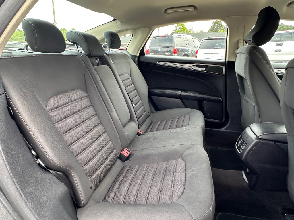 2019 Ford Fusion Image 13