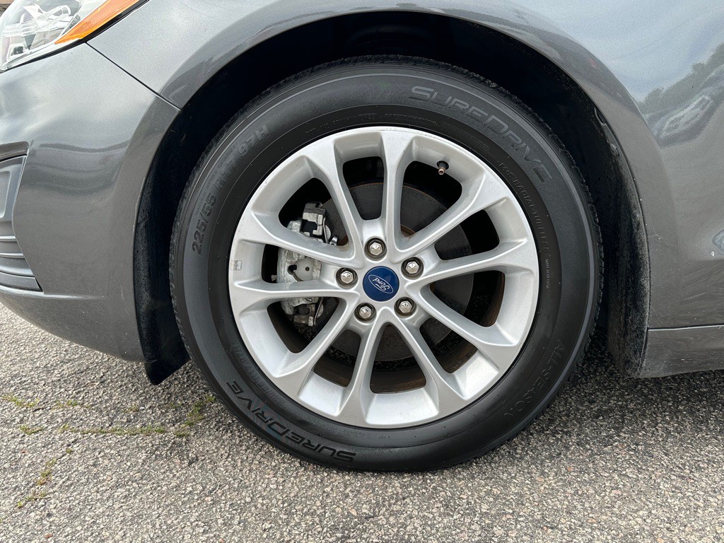 2019 Ford Fusion Image 18