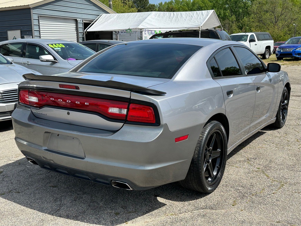 2013 Dodge Charger Image 9