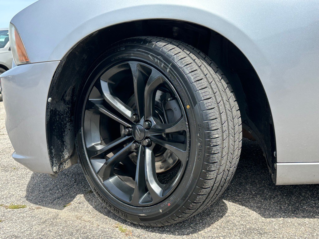 2013 Dodge Charger Image 18