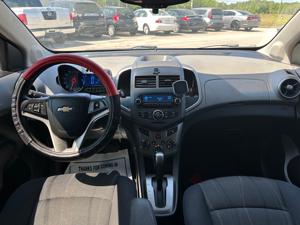 2012 Chevrolet Sonic Image 14