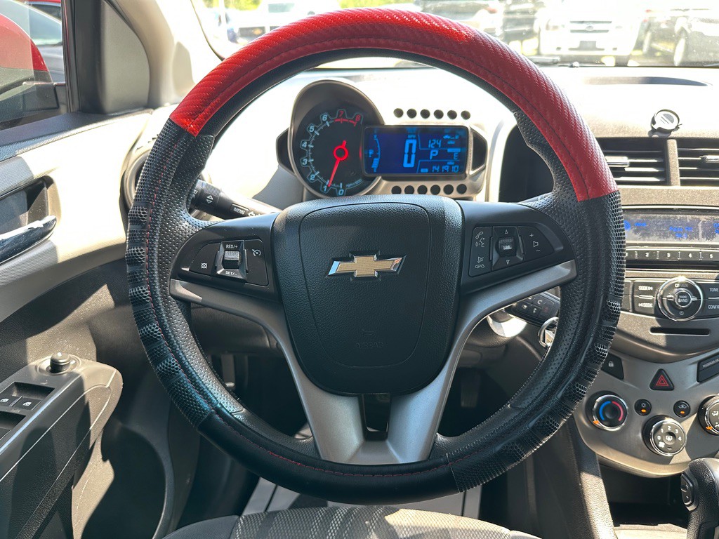 2012 Chevrolet Sonic Image 15