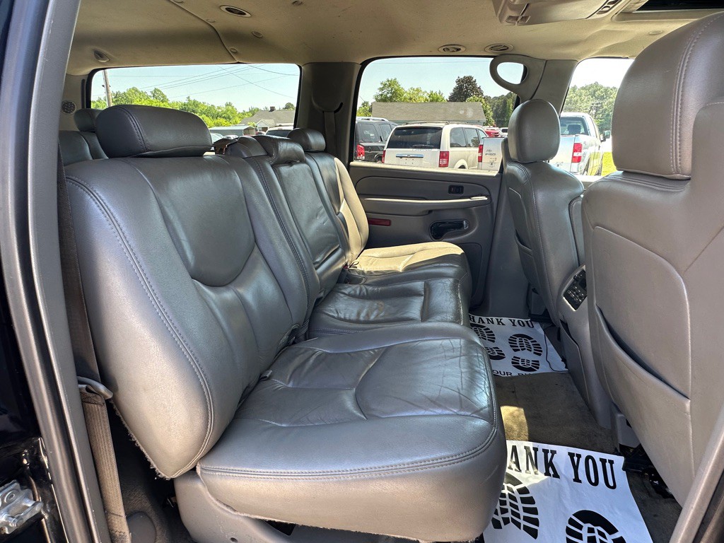 2005 GMC Yukon Image 13
