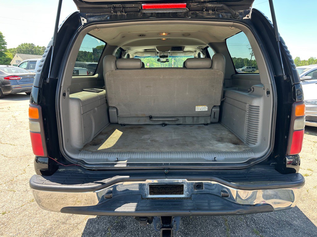 2005 GMC Yukon Image 18