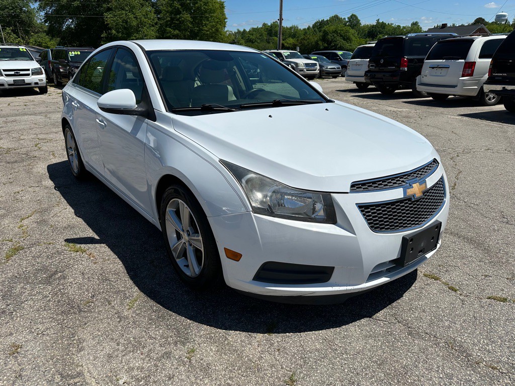 2013 Chevrolet Cruze Image 4