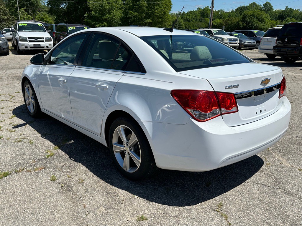 2013 Chevrolet Cruze Image 7