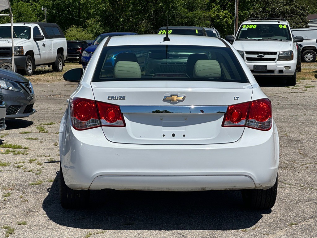 2013 Chevrolet Cruze Image 8