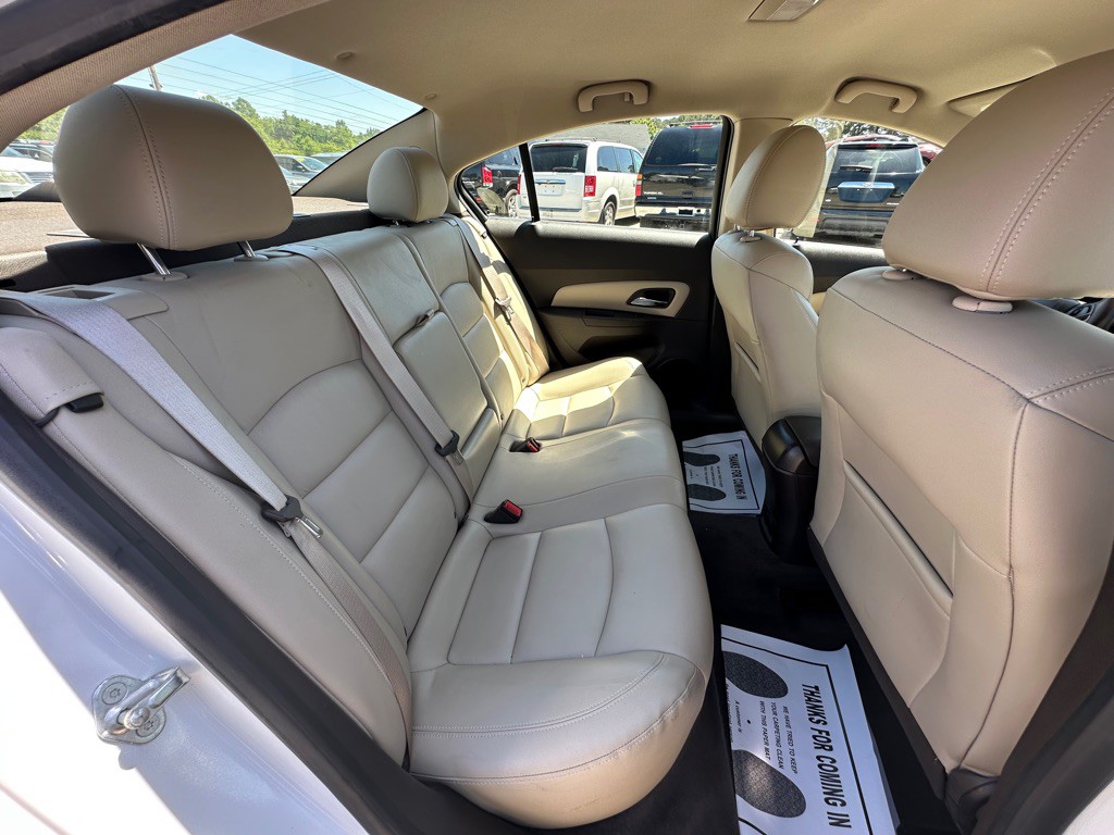 2013 Chevrolet Cruze Image 13