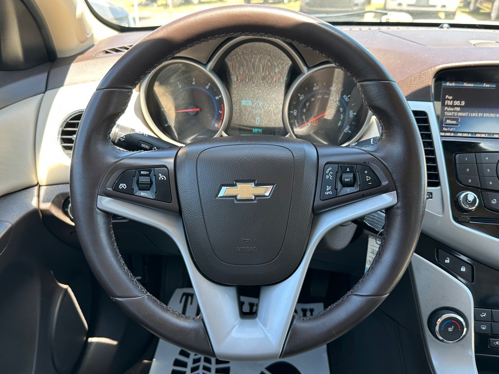 2013 Chevrolet Cruze Image 15