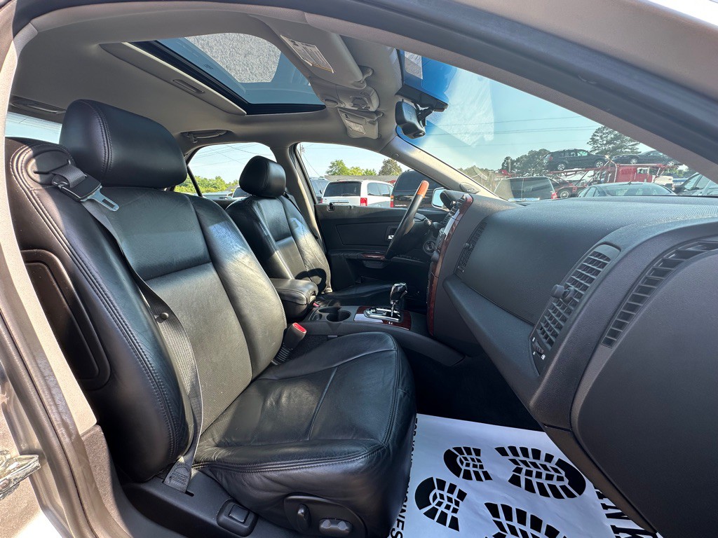 2007 Cadillac CTS Image 12