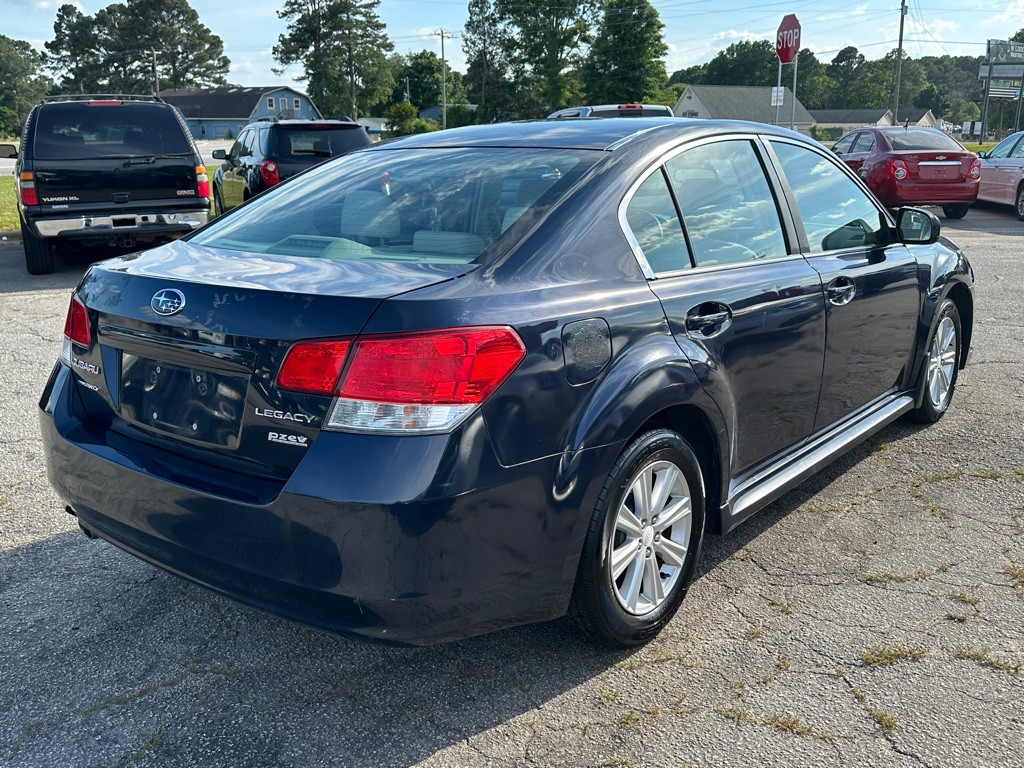 2012 Subaru Legacy Image 8