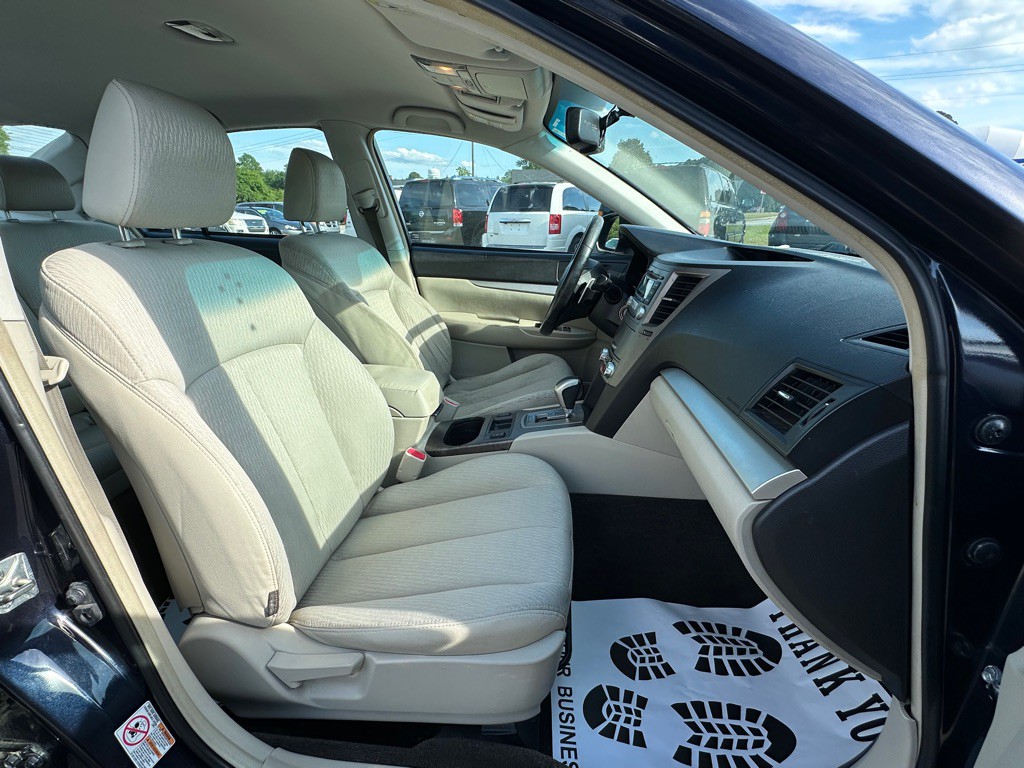 2012 Subaru Legacy Image 11