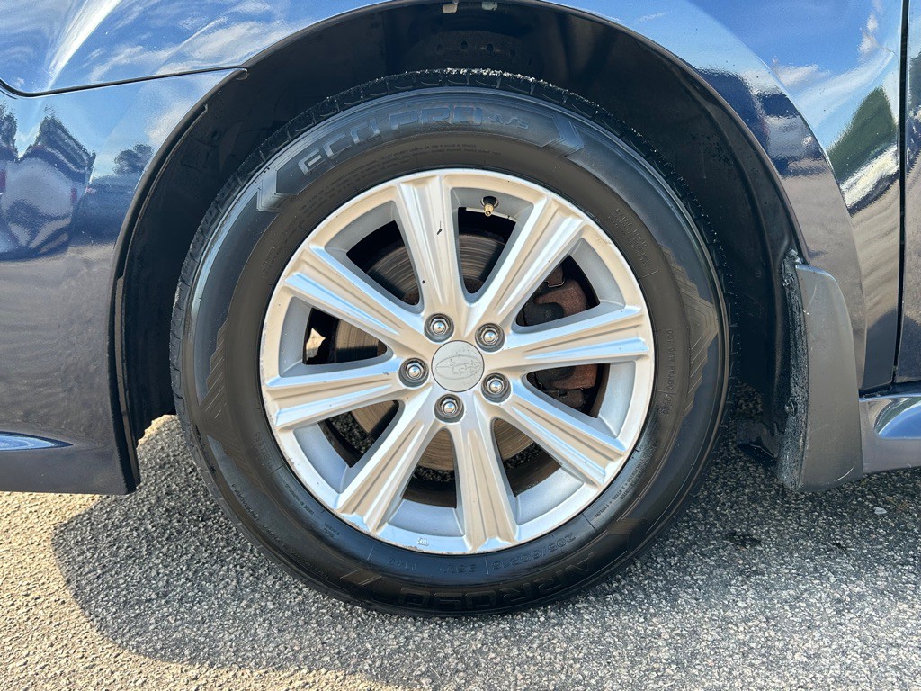 2012 Subaru Legacy Image 16