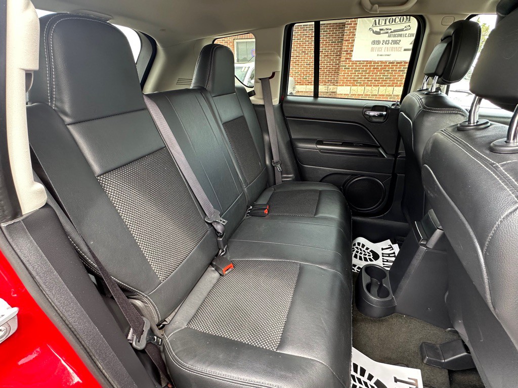 2016 Jeep Compass Image 13