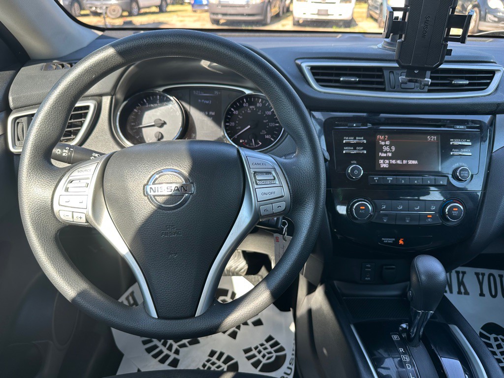 2016 Nissan Rogue Image 14