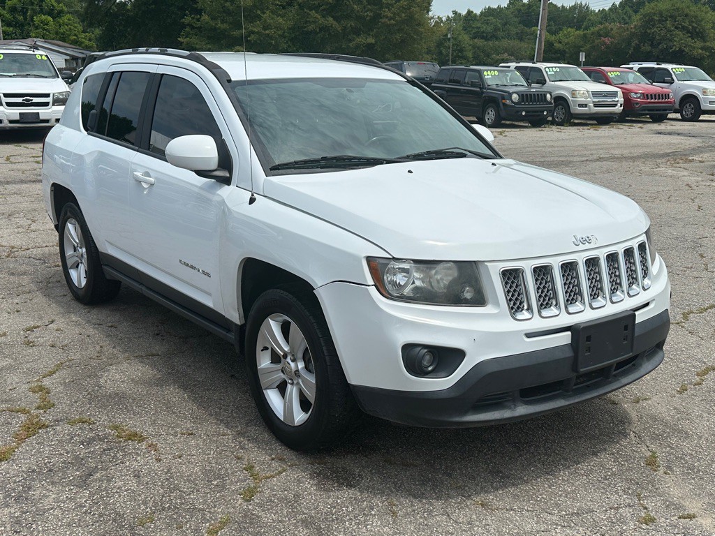2017 Jeep Compass Image 4