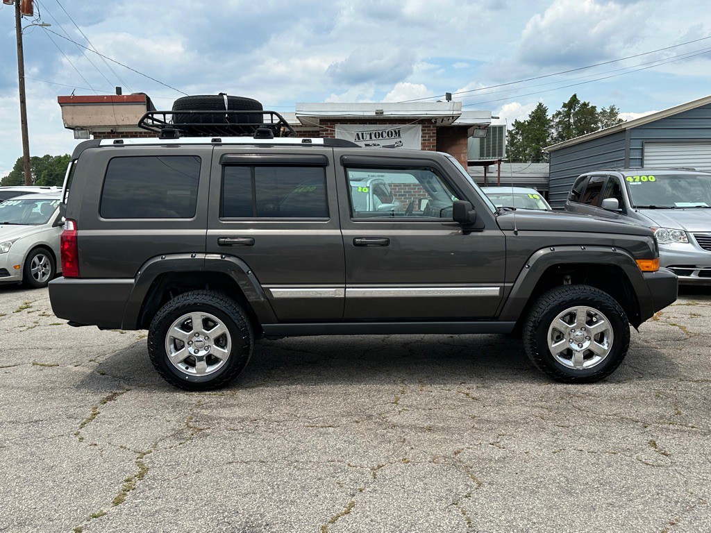 2006 Jeep Commander Image 3