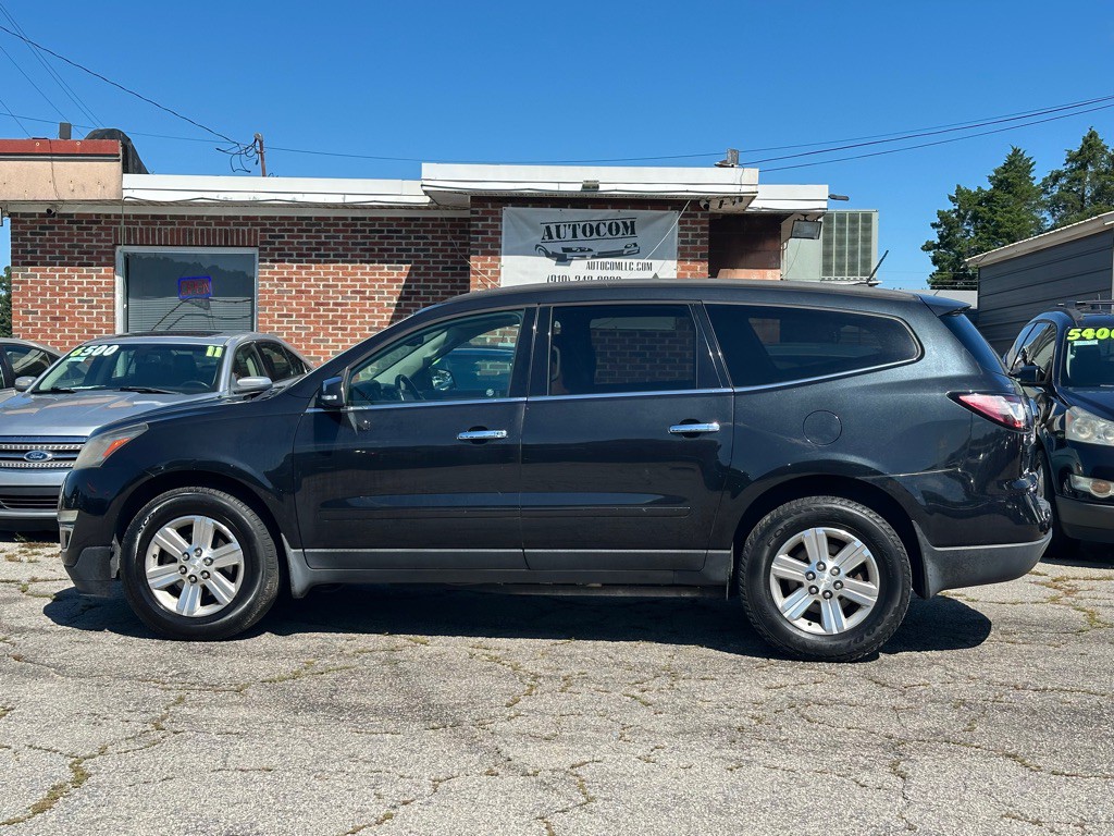 2014 Chevrolet Traverse Image 2