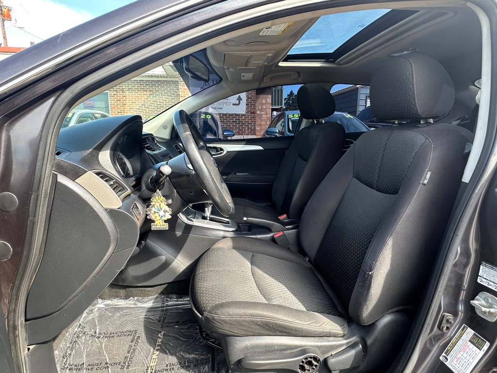2014 Nissan Sentra Image 9