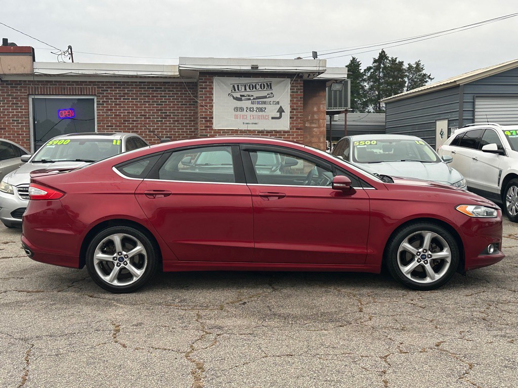 2015 Ford Fusion Image 3
