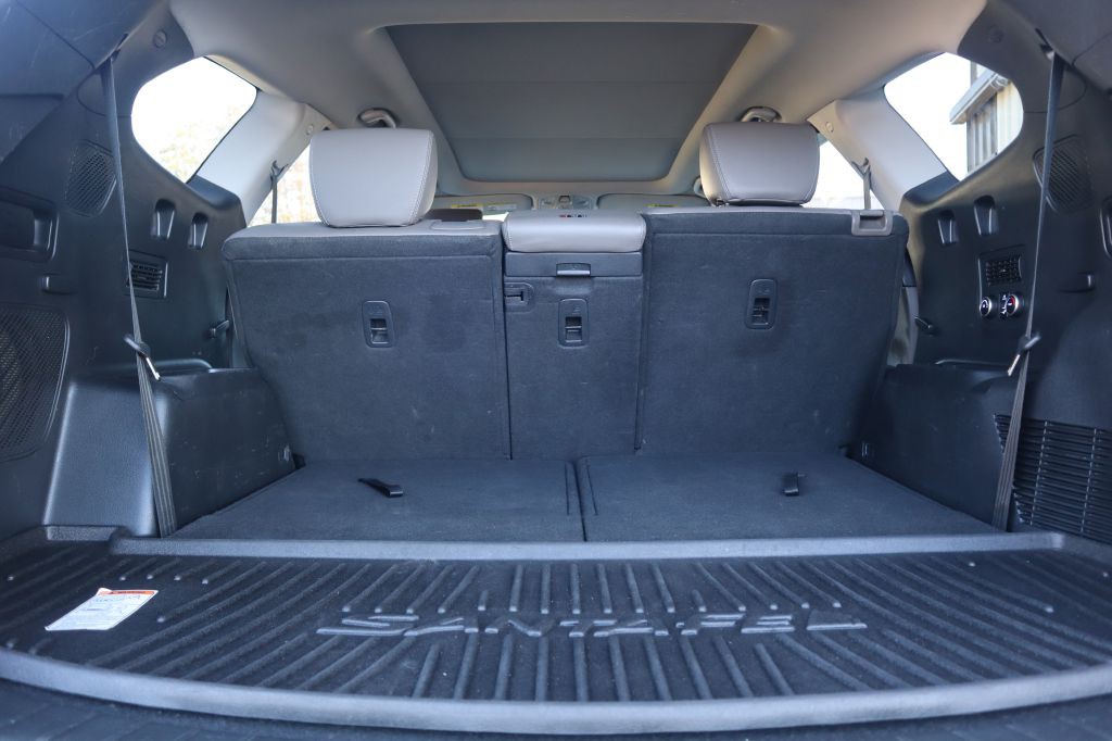 2017 Hyundai Santa Fe Image 57