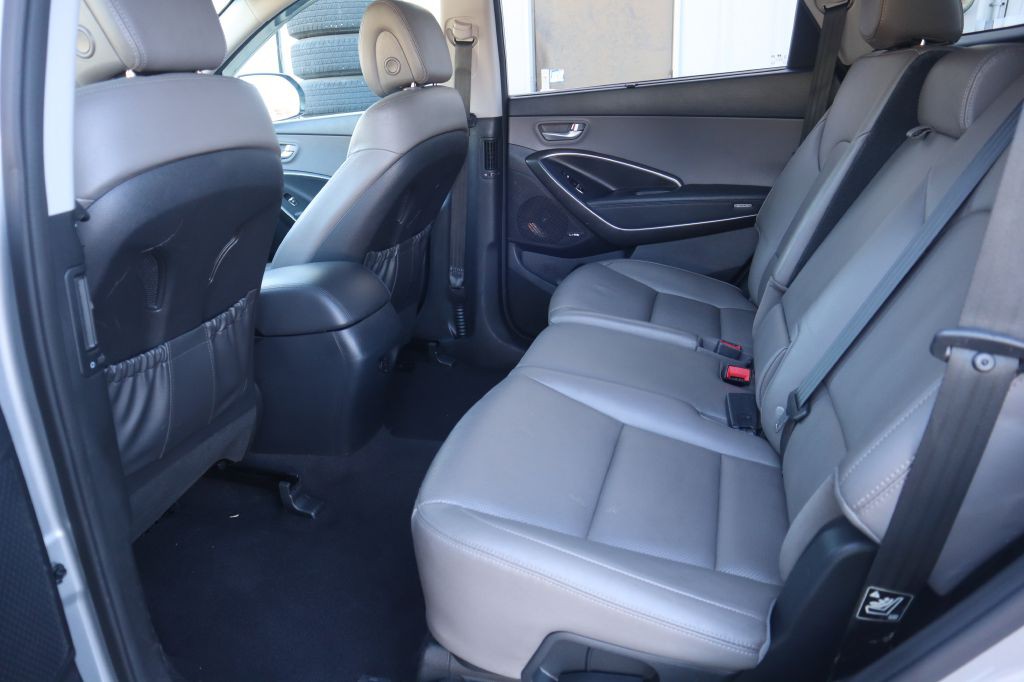 2017 Hyundai Santa Fe Image 59