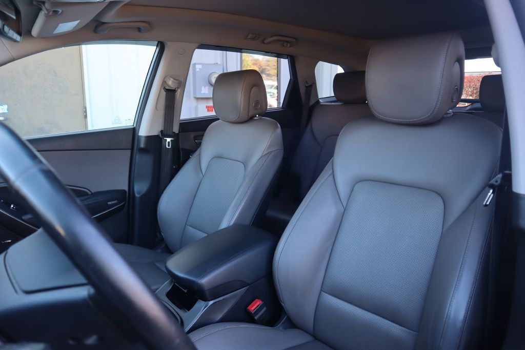 2017 Hyundai Santa Fe Image 63