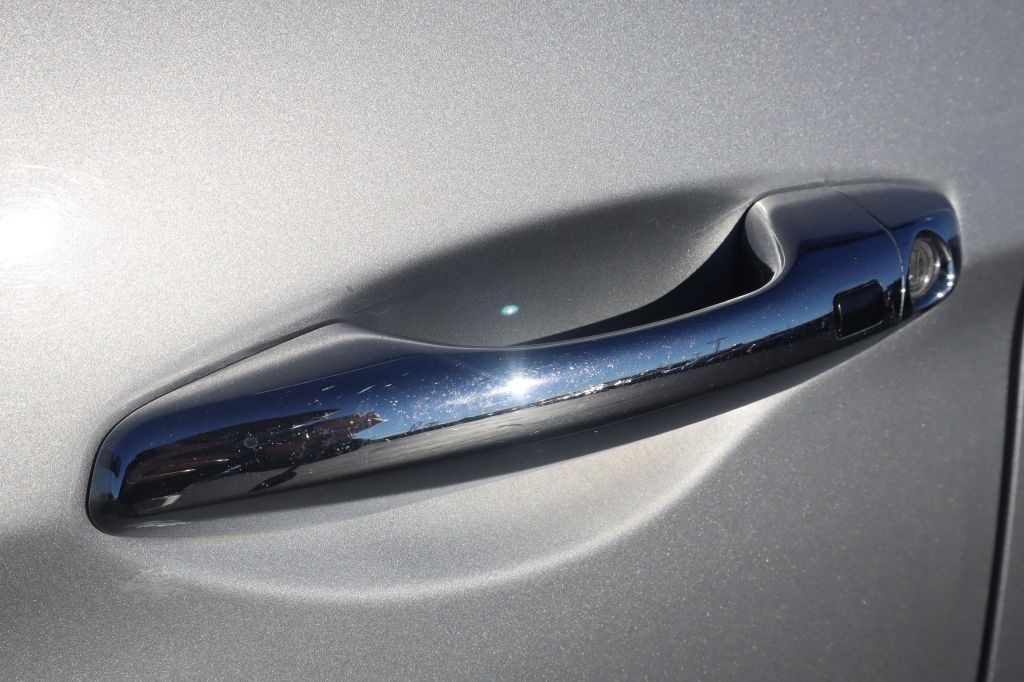 2017 Hyundai Santa Fe Image 20
