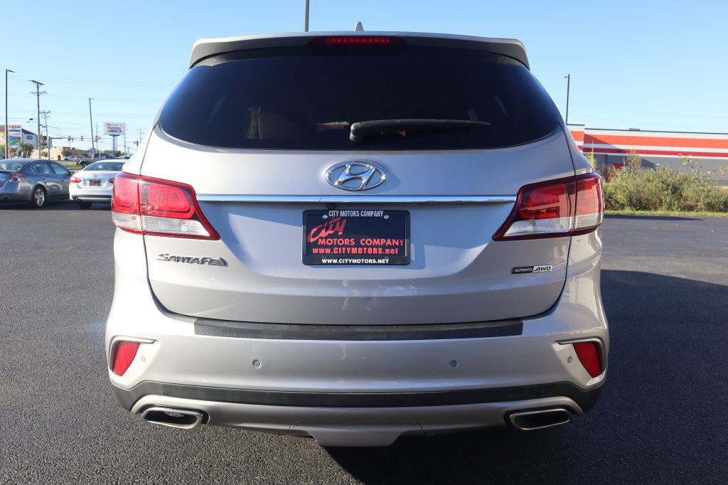 2017 Hyundai Santa Fe Image 25