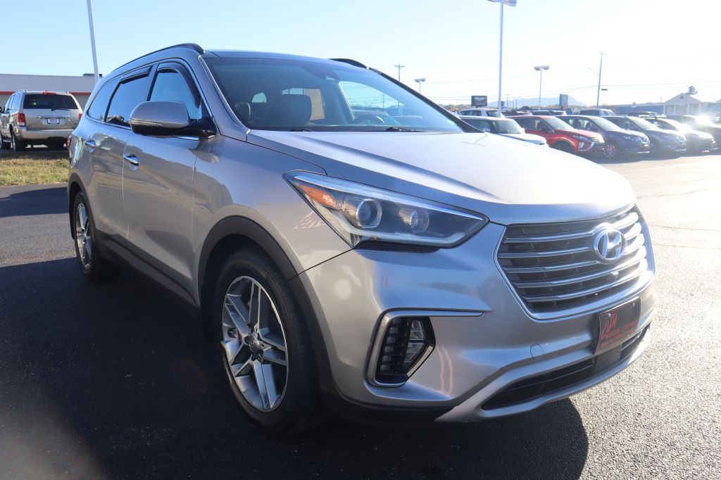 2017 Hyundai Santa Fe Image 30