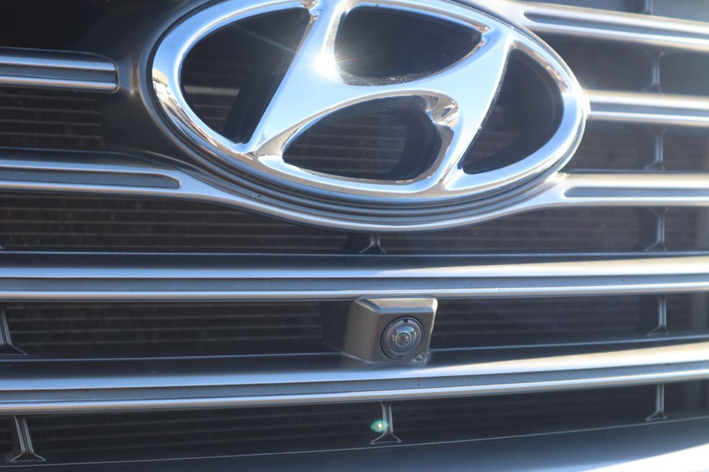 2017 Hyundai Santa Fe Image 31