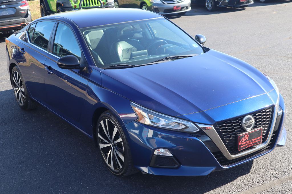 2019 Nissan Altima Image 10