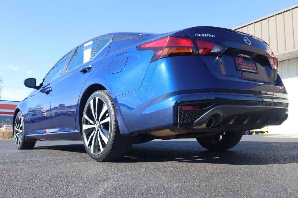 2019 Nissan Altima Image 16