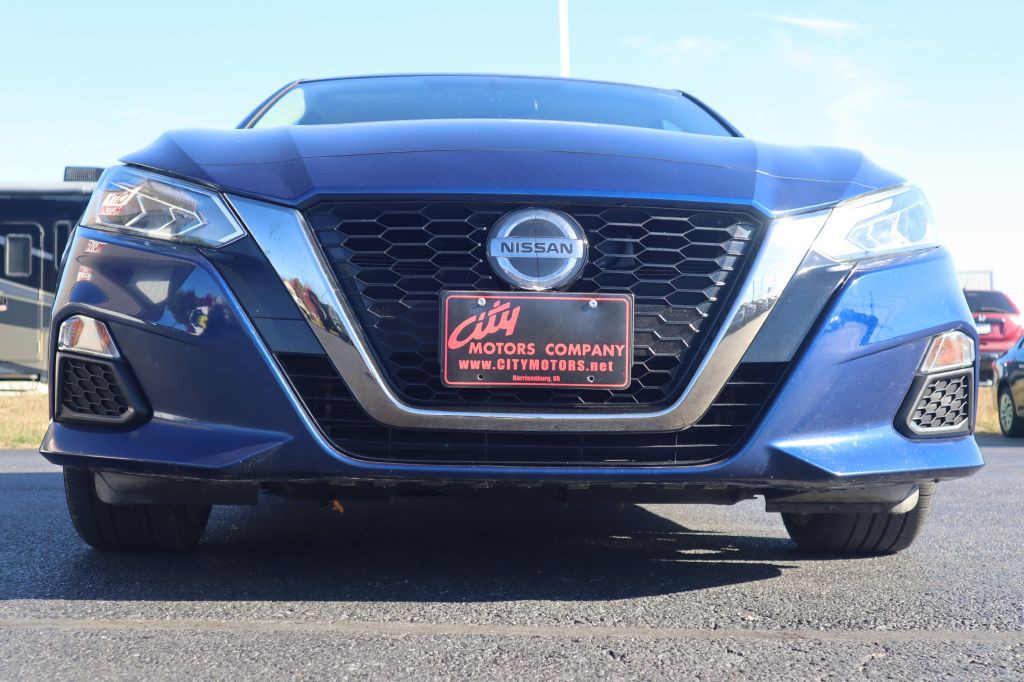 2019 Nissan Altima Image 18